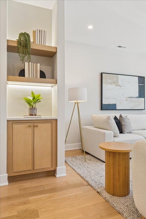 Tiny photo for 616 W Willow Street, Chicago, IL 60614 (MLS # 12779844)