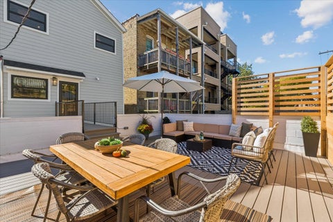 Tiny photo for 616 W Willow Street, Chicago, IL 60614 (MLS # 12779844)