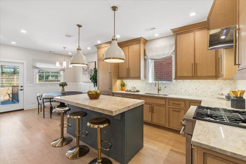 Tiny photo for 616 W Willow Street, Chicago, IL 60614 (MLS # 12779844)