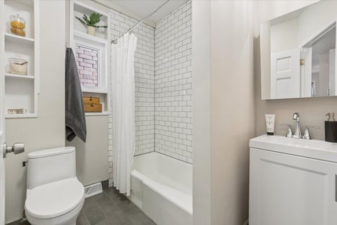 Tiny photo for 616 W Willow Street, Chicago, IL 60614 (MLS # 12779844)