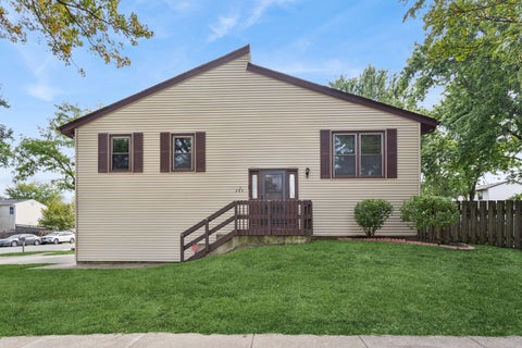 Photo of 285 Navajo Drive, Bolingbrook, IL 60440 (MLS # 12761183)