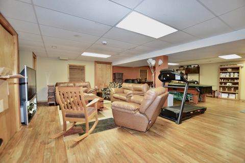 Tiny photo for 3321 N Bayview Lane, McHenry, IL 60051 (MLS # 12535915)