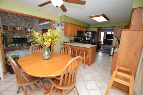 Tiny photo for 3321 N Bayview Lane, McHenry, IL 60051 (MLS # 12535915)