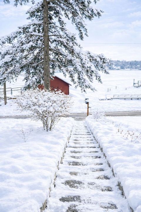 Tiny photo for 3321 N Bayview Lane, McHenry, IL 60051 (MLS # 12535915)