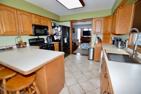 Tiny photo for 3321 N Bayview Lane, McHenry, IL 60051 (MLS # 12535915)