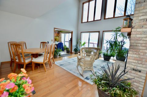 Tiny photo for 3321 N Bayview Lane, McHenry, IL 60051 (MLS # 12535915)