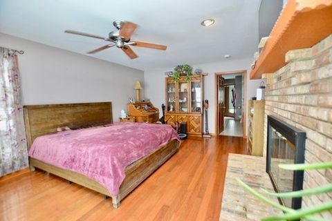 Tiny photo for 3321 N Bayview Lane, McHenry, IL 60051 (MLS # 12535915)