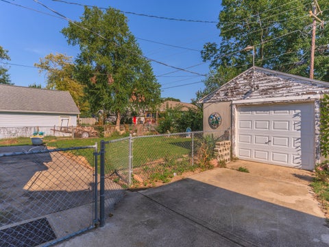 Tiny photo for 815 W Water Street, Pontiac, IL 61764 (MLS # 12744615)