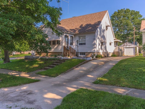 Tiny photo for 815 W Water Street, Pontiac, IL 61764 (MLS # 12744615)