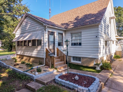 Tiny photo for 815 W Water Street, Pontiac, IL 61764 (MLS # 12744615)