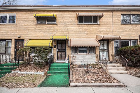 936 E 84th Place A Chicago IL 60619