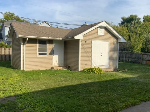 Tiny photo for 665 Thornwood Drive, Buffalo Grove, IL 60089 (MLS # 12469960)