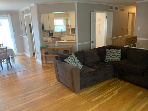 Tiny photo for 665 Thornwood Drive, Buffalo Grove, IL 60089 (MLS # 12469960)