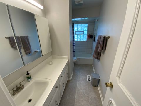 Tiny photo for 665 Thornwood Drive, Buffalo Grove, IL 60089 (MLS # 12469960)