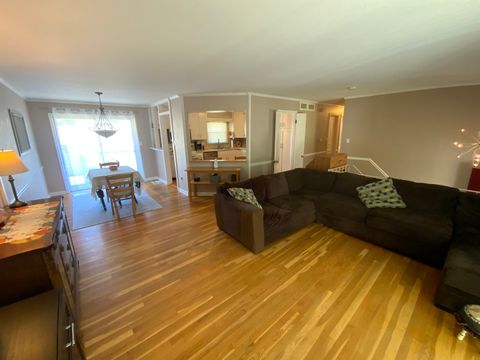 Tiny photo for 665 Thornwood Drive, Buffalo Grove, IL 60089 (MLS # 12469960)