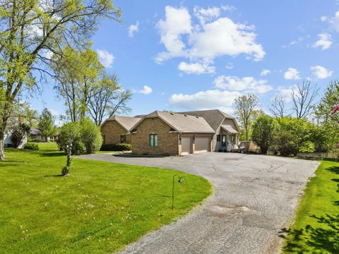 46 Mark Drive Hawthorn Woods IL 60047