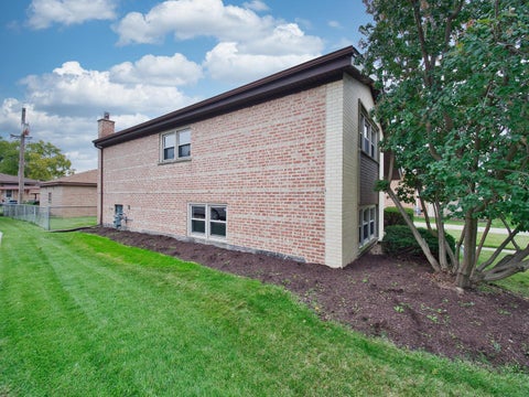 Tiny photo for 10107 Lawrence Court, Oak Lawn, IL 60453 (MLS # 12773218)