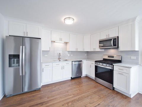 Tiny photo for 10107 Lawrence Court, Oak Lawn, IL 60453 (MLS # 12773218)