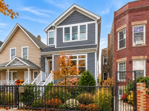 Photo of 3721 W Wabansia Avenue, Chicago, IL 60647 (MLS # 12750615)