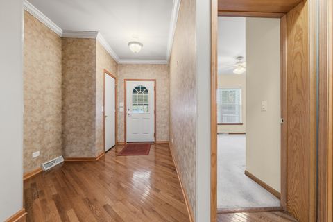 Tiny photo for 102 Hitching Post Lane, Grayslake, IL 60030 (MLS # 12577568)