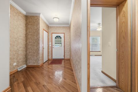 Tiny photo for 102 Hitching Post Lane, Grayslake, IL 60030 (MLS # 12577568)