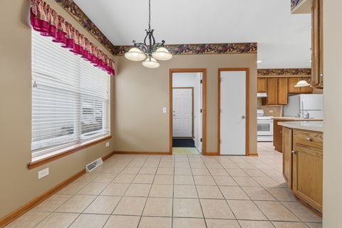 Tiny photo for 102 Hitching Post Lane, Grayslake, IL 60030 (MLS # 12577568)
