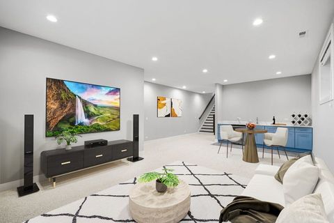Tiny photo for 3708 W CORNELIA Avenue #1E, Chicago, IL 60618 (MLS # 12576056)