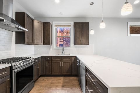 Tiny photo for 3708 W CORNELIA Avenue #1E, Chicago, IL 60618 (MLS # 12576056)