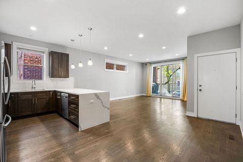 Tiny photo for 3708 W CORNELIA Avenue #1E, Chicago, IL 60618 (MLS # 12576056)
