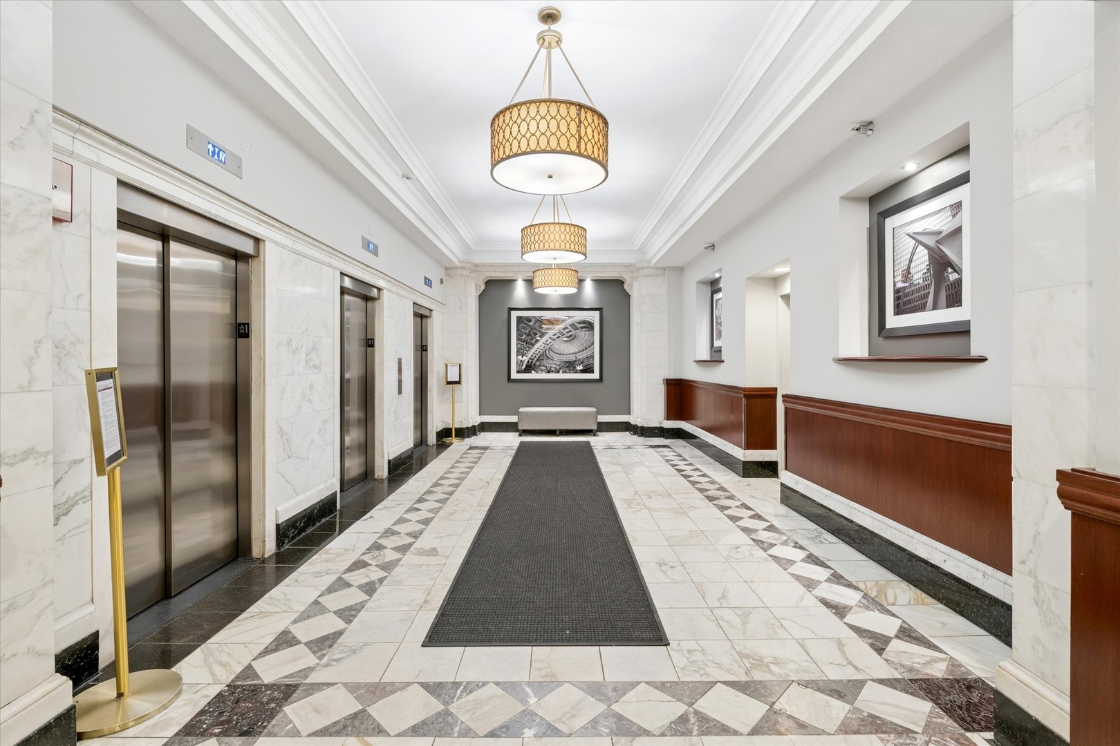 40 E 9th Street 1616