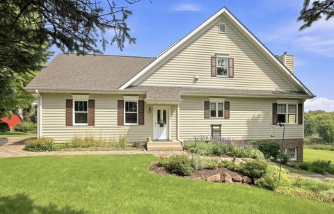 Tiny photo for 1518 W Lincoln Road, McHenry, IL 60051 (MLS # 12772281)