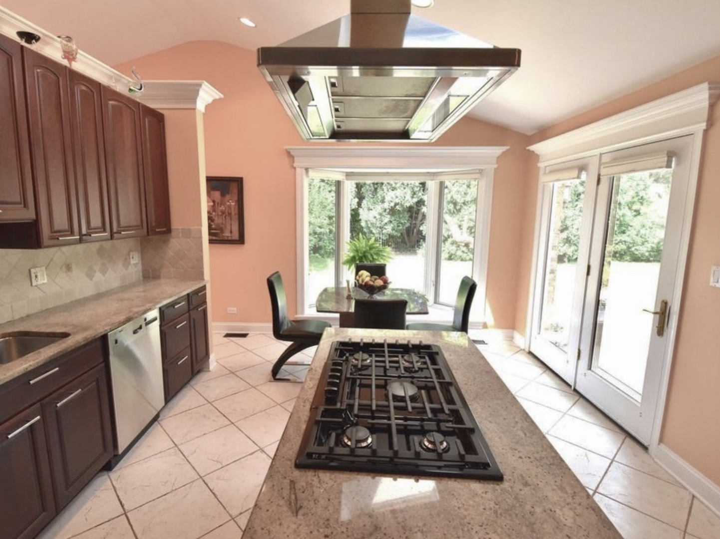 1302 S PRINCETON Avenue