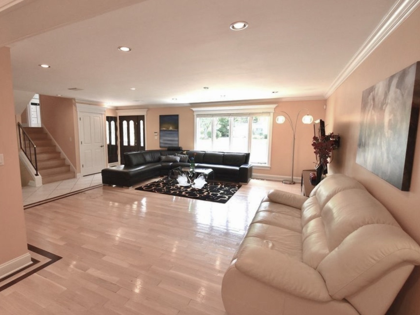 1302 S PRINCETON Avenue