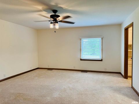 Tiny photo for 111 Stork Street, Anna, IL 62906 (MLS # EB457785)