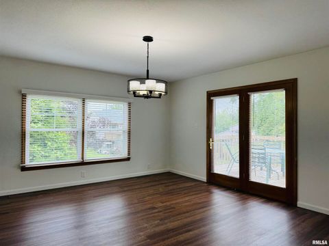 Tiny photo for 111 Stork Street, Anna, IL 62906 (MLS # EB457785)