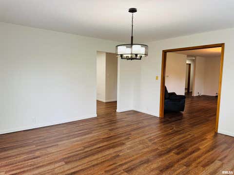 Tiny photo for 111 Stork Street, Anna, IL 62906 (MLS # EB457785)