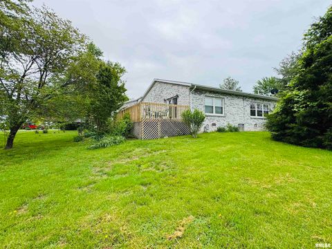 Tiny photo for 111 Stork Street, Anna, IL 62906 (MLS # EB457785)