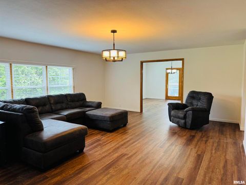 Tiny photo for 111 Stork Street, Anna, IL 62906 (MLS # EB457785)