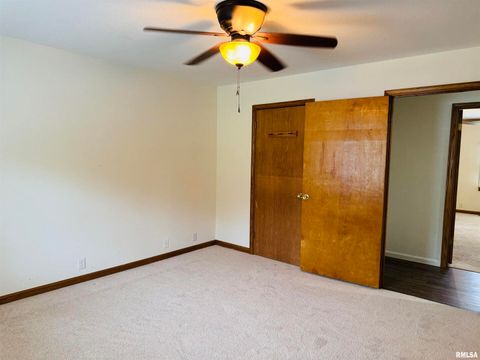 Tiny photo for 111 Stork Street, Anna, IL 62906 (MLS # EB457785)
