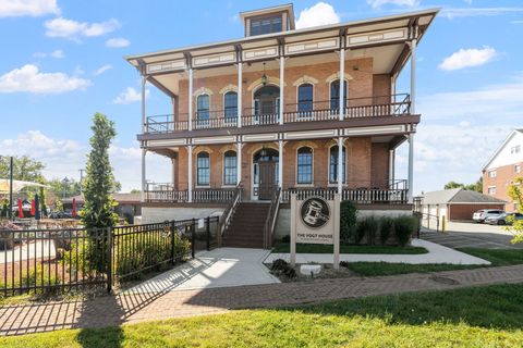 6811 Hickory Street Tinley Park IL 60477