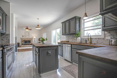 Tiny photo for 614 ASPEN Court, Antioch, IL 60002 (MLS # 12761081)