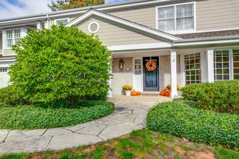 Tiny photo for 736 Morningside Drive, Lake Forest, IL 60045 (MLS # 12503082)