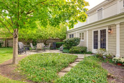 Tiny photo for 736 Morningside Drive, Lake Forest, IL 60045 (MLS # 12503082)