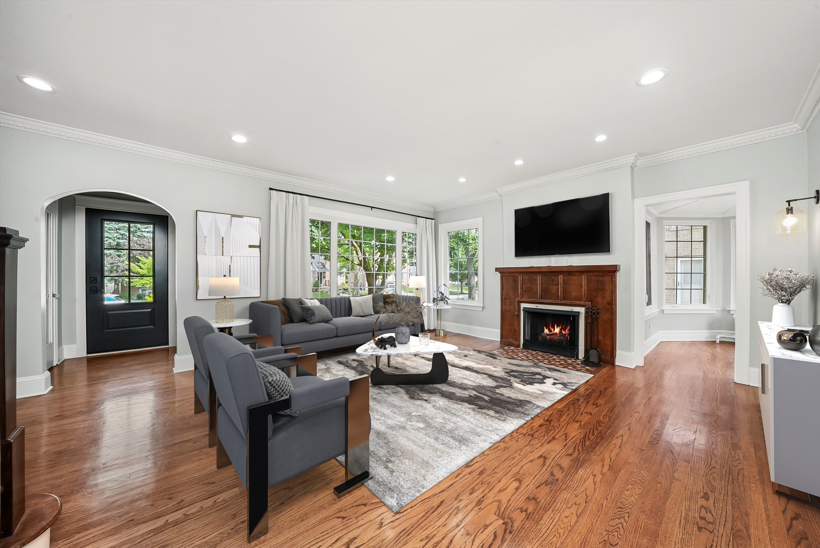 734 FOREST Road