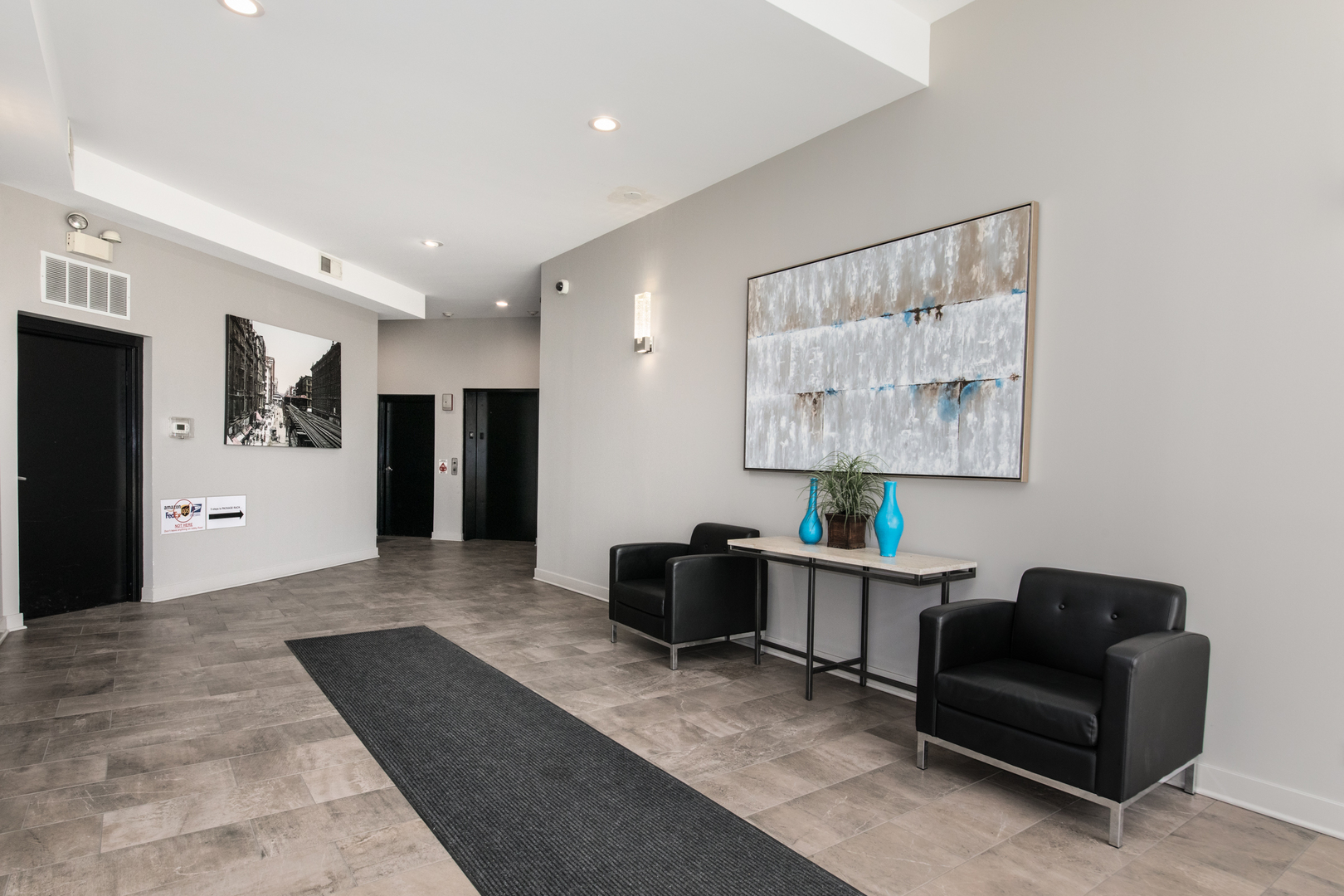 651 N MILWAUKEE Avenue 302