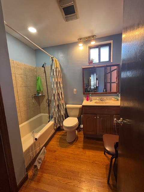 Tiny photo for 4825 W Jarlath Street, Lincolnwood, IL 60712 (MLS # 12705809)