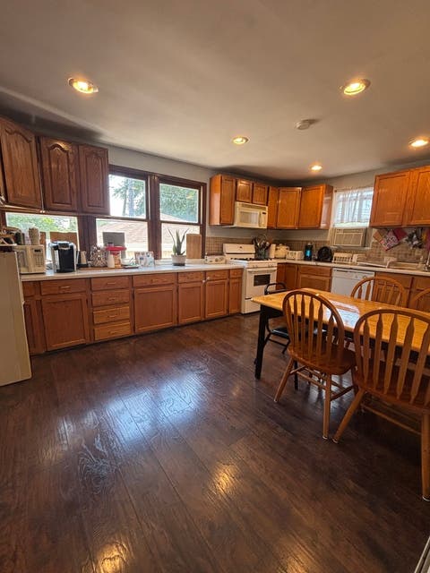 Tiny photo for 4825 W Jarlath Street, Lincolnwood, IL 60712 (MLS # 12705809)