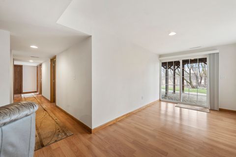 Tiny photo for 193 S Pleasant Road, Lake Zurich, IL 60047 (MLS # 12581849)