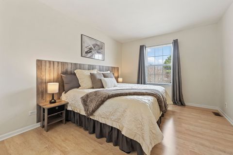 Tiny photo for 193 S Pleasant Road, Lake Zurich, IL 60047 (MLS # 12581849)