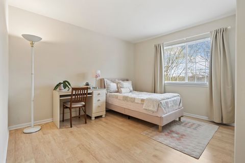 Tiny photo for 193 S Pleasant Road, Lake Zurich, IL 60047 (MLS # 12581849)